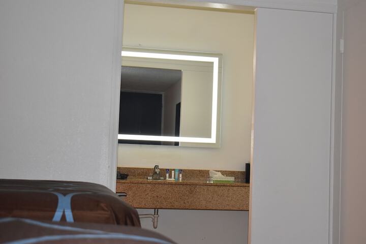 Room 14 of 20