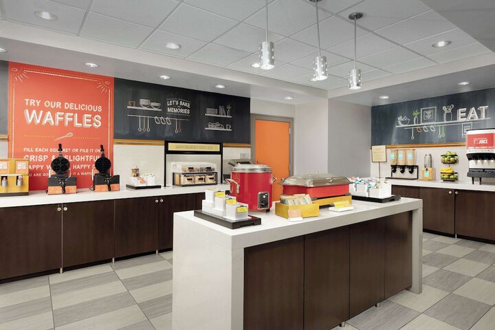 Hampton Inn & Suites Orlando-North / Altamonte Springs