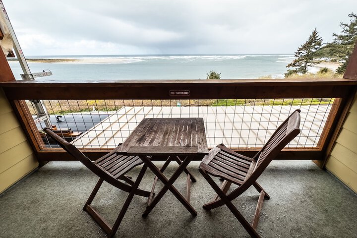 Terimore Bayfront Inn