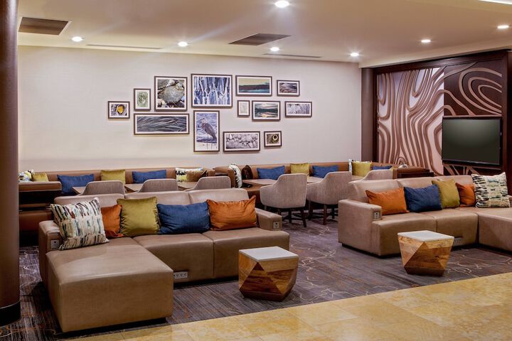 Hotel Interior 9 of 43