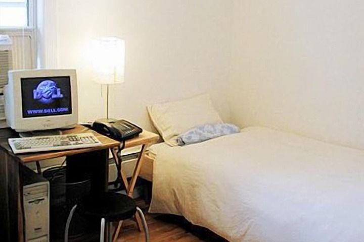 Room 13 of 15