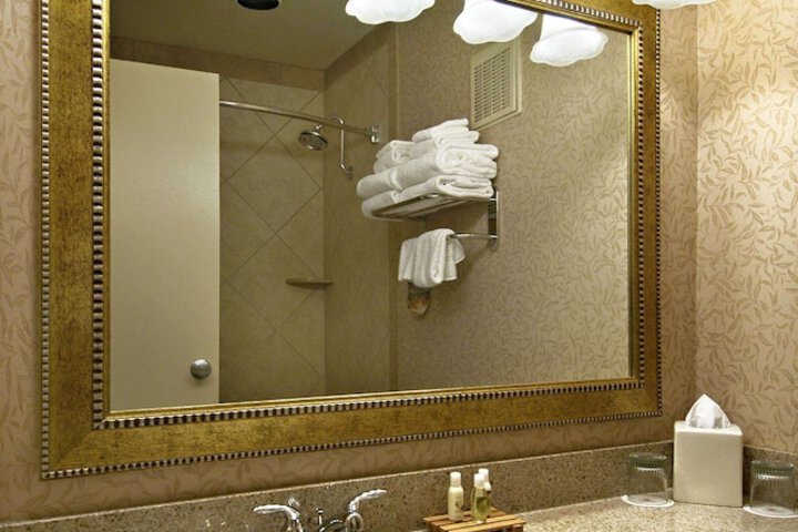Room 15 of 25