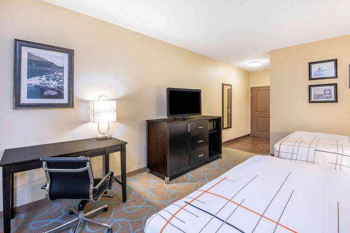 Room 29 of 61