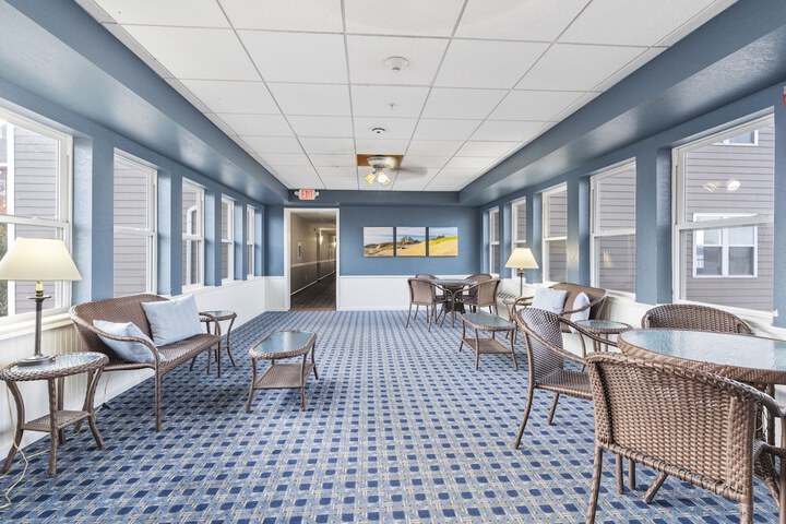 Cherry Tree Inn & Suites