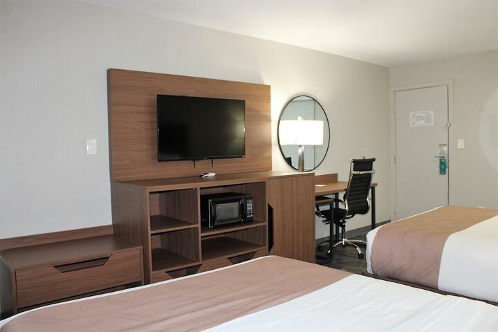 Room 29 of 83