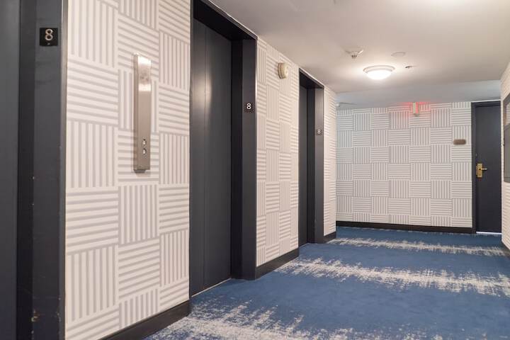 Ballroom/Hall 113 of 116