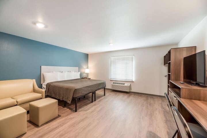 Room 28 of 29