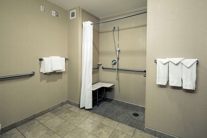 Room 19 of 51