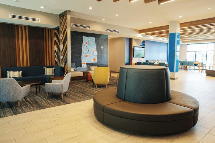 Hotel 8 of 70
