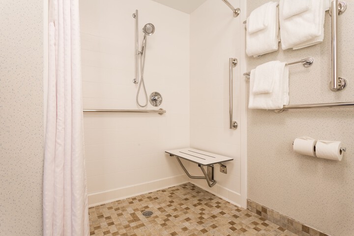 Room 9 of 27