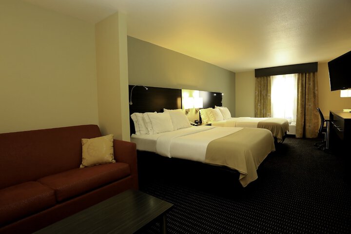 Room 15 of 28