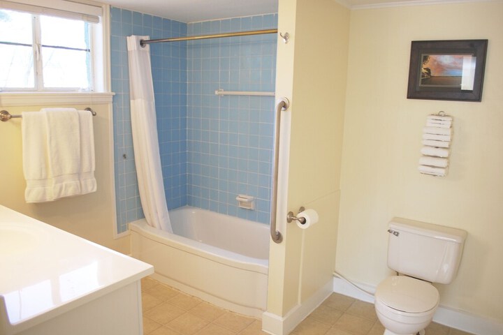 Room 168 of 217