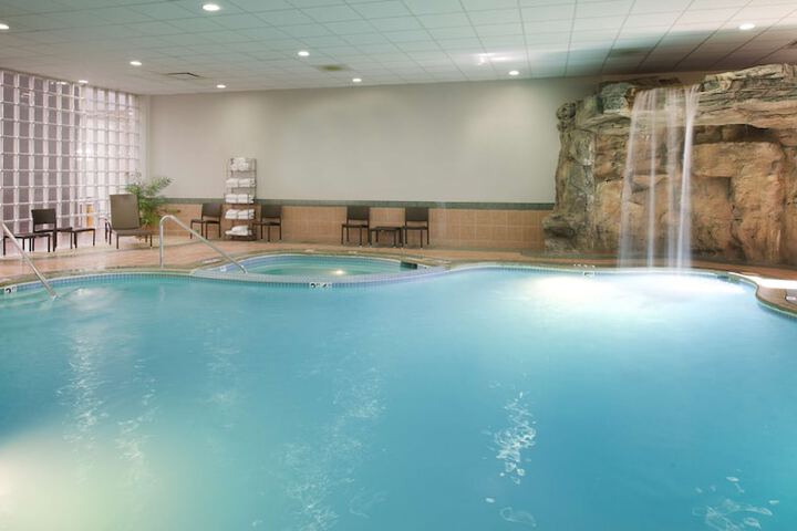 Embassy Suites by Hilton Detroit Livonia Novi