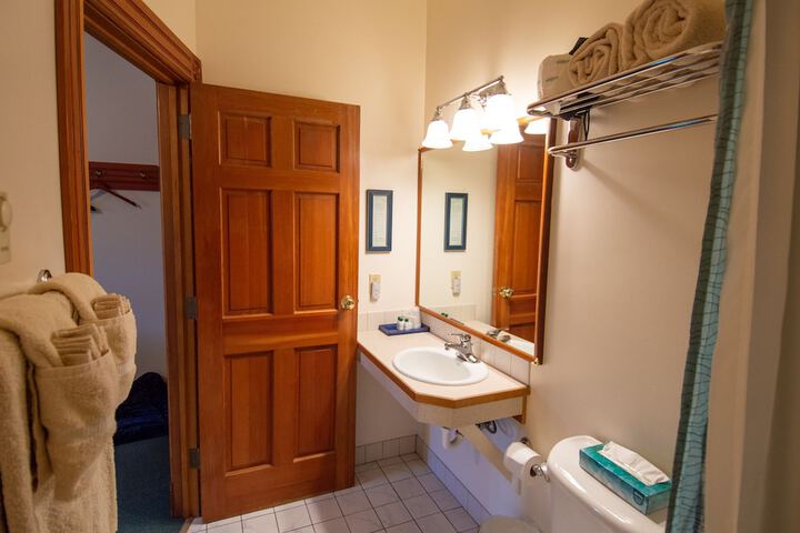 Room 107 of 125
