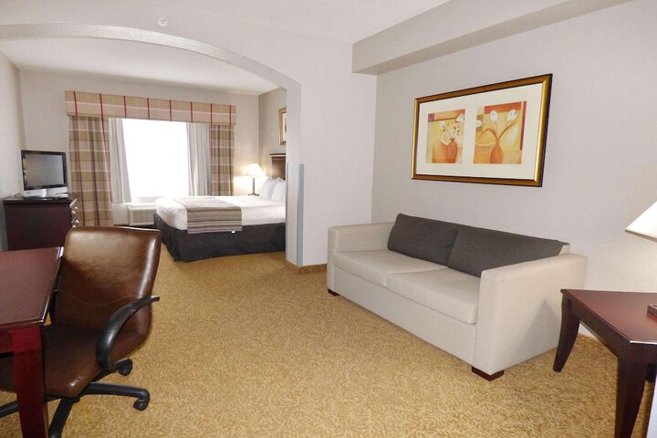 Room 13 of 24