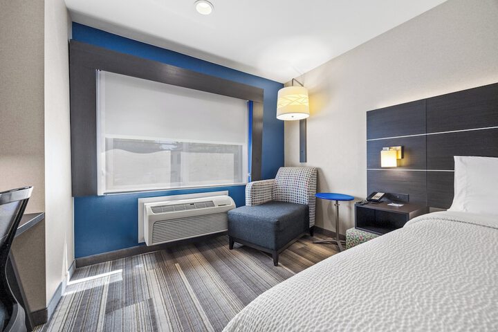 Holiday Inn Express Sunnyvale - Silicon Valley by IHG