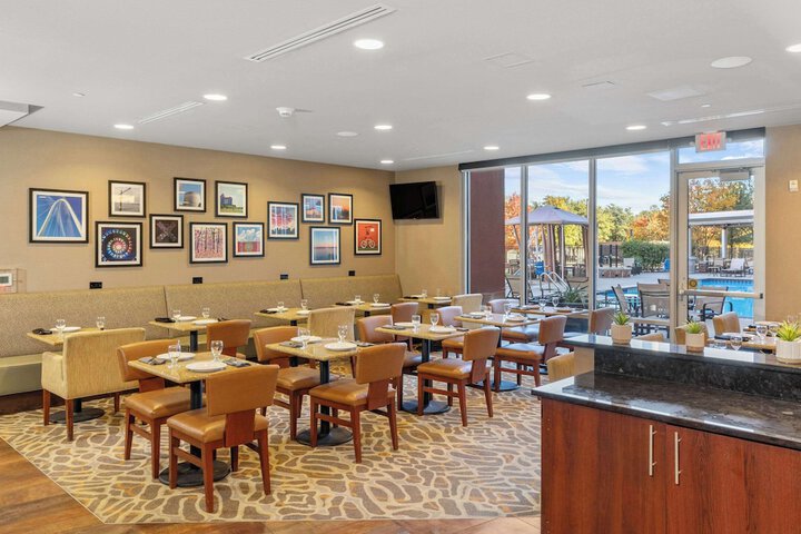 Cambria Hotel Plano Frisco