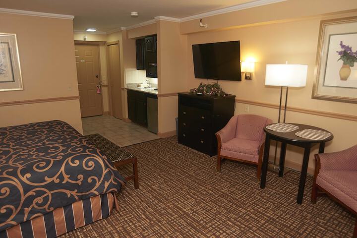 Room 36 of 60
