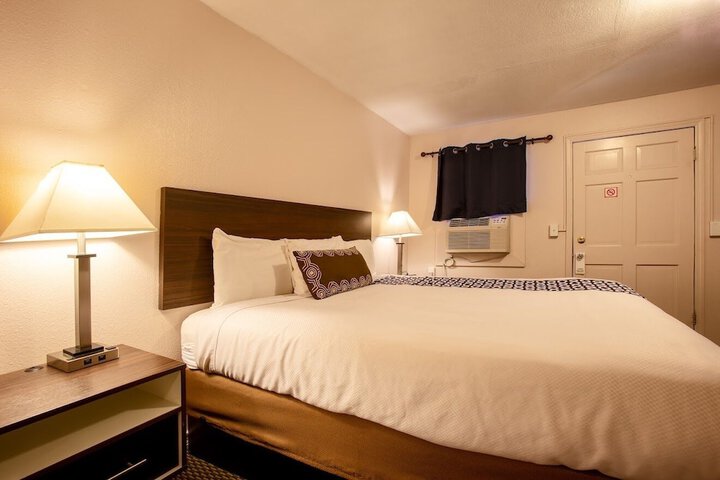 Room 20 of 23