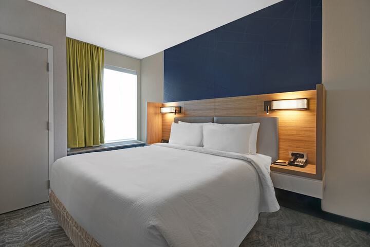 Room 16 of 46