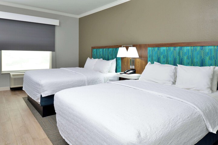 Hampton Inn & Suites Greenville