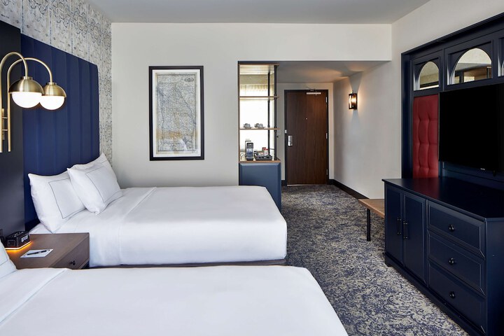 Room 7 of 49