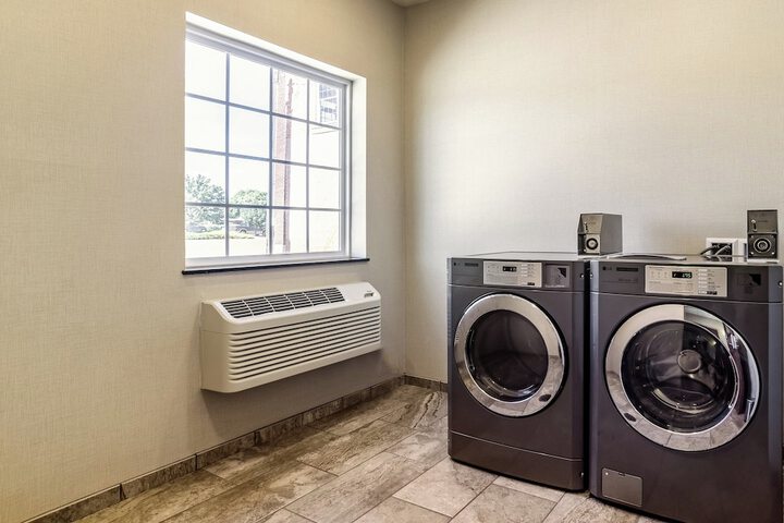 Cobblestone Hotel & Suites - Gering / Scottsbluff