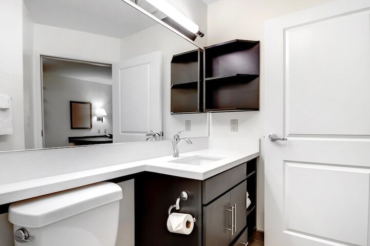 Room 40 of 54