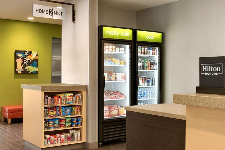 Home2 Suites by Hilton Menomonee Falls Milwaukee