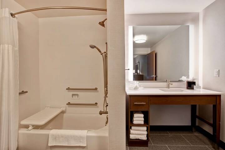 Homewood Suites by Hilton Summerville