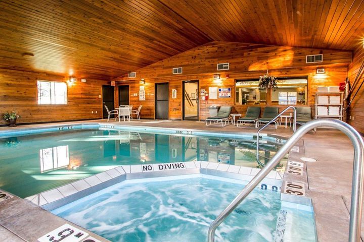 Pool 4 of 29