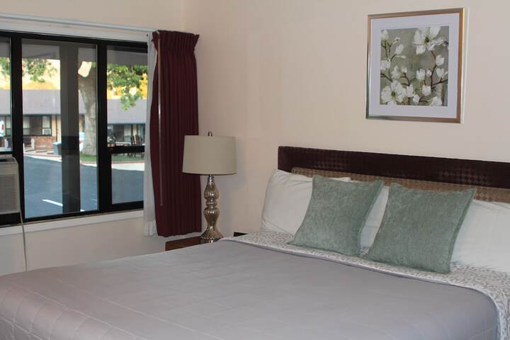 Room 20 of 42