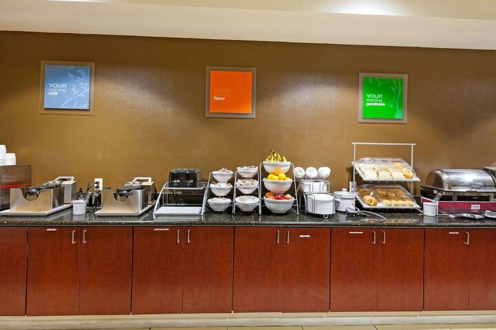 Breakfast/Coffee Service 46 of 57