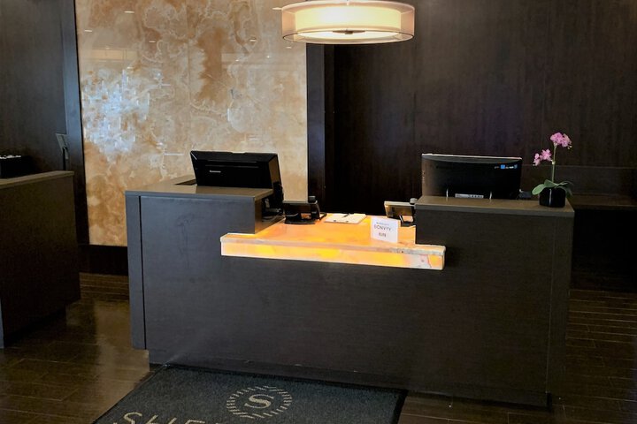 Sheraton Lisle Naperville Hotel