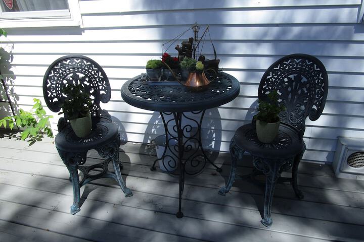 Sir Isaac Brock B & B Luxury Suites