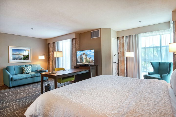 Hampton Inn & Suites Mission Viejo