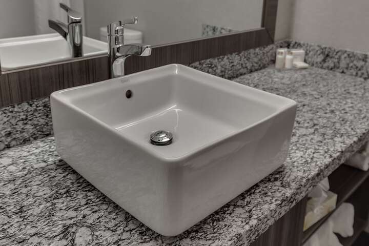 Home Inn & Suites Saskatoon South