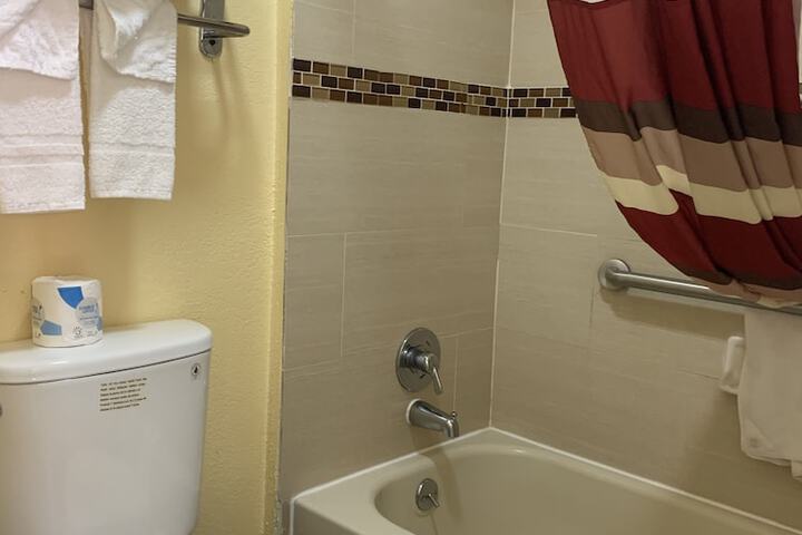 Room 19 of 36