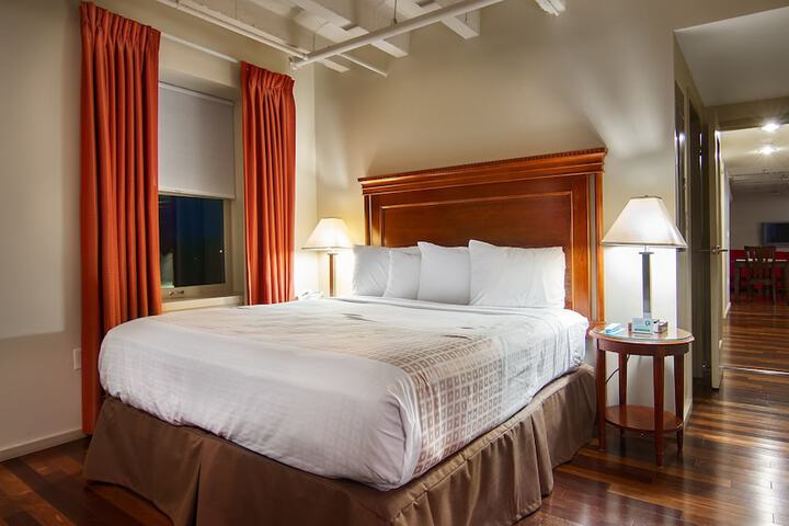 Room 40 of 51