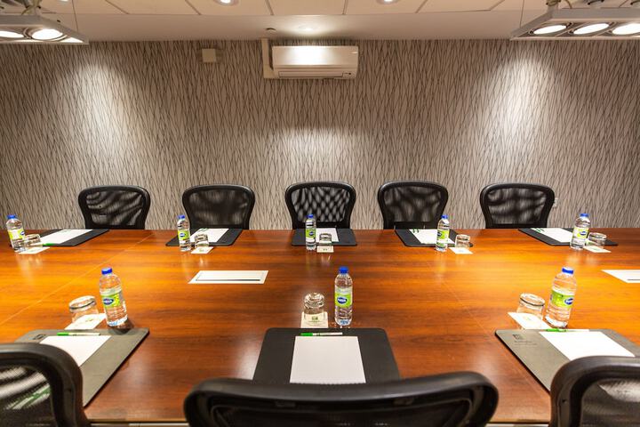 Holiday Inn Toronto Downtown Centre by IHG