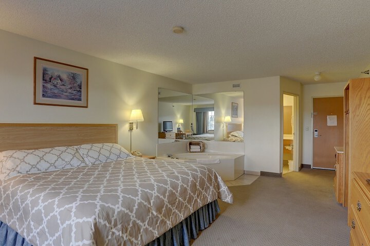 Room 12 of 20