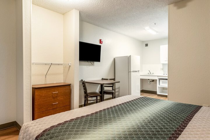 Room 16 of 31
