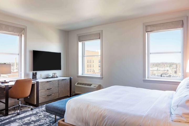 Room 15 of 70
