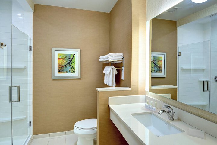 Room 18 of 27