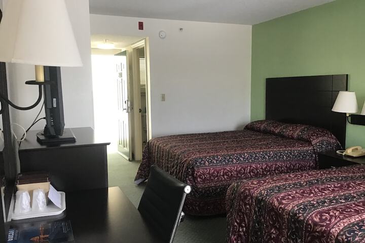 Room 33 of 45