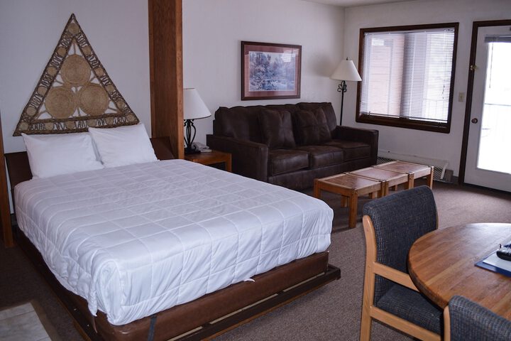 Inn at SilverCreek