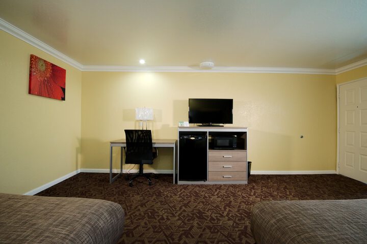 Room 15 of 39