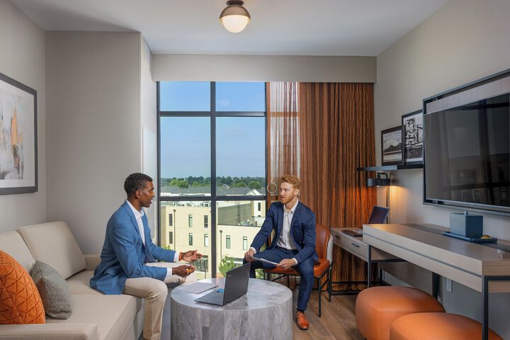 Hotel Avail Rogers Tapestry Collection by Hilton