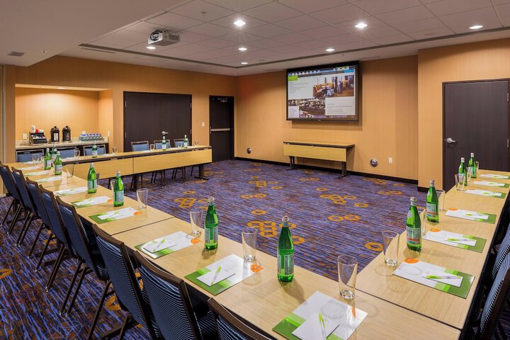Courtyard by Marriott Bismarck North