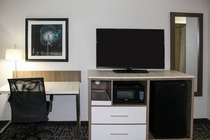 Quality Inn Athens I-65 / Huntsville Area West